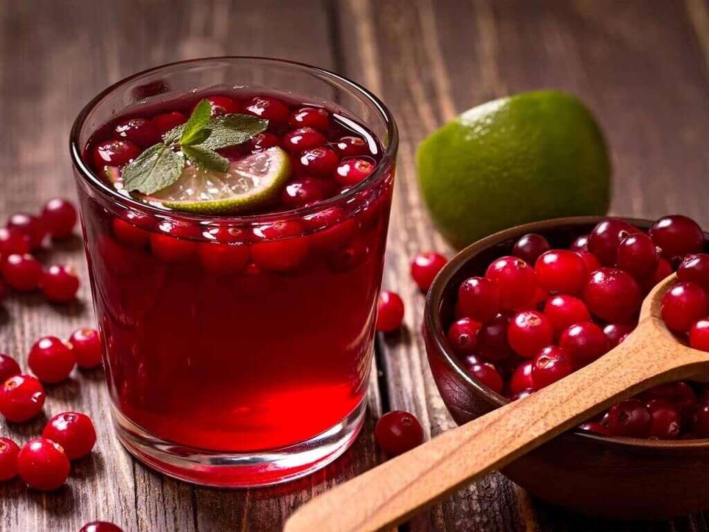 10 Benefits of Cranberry Juice