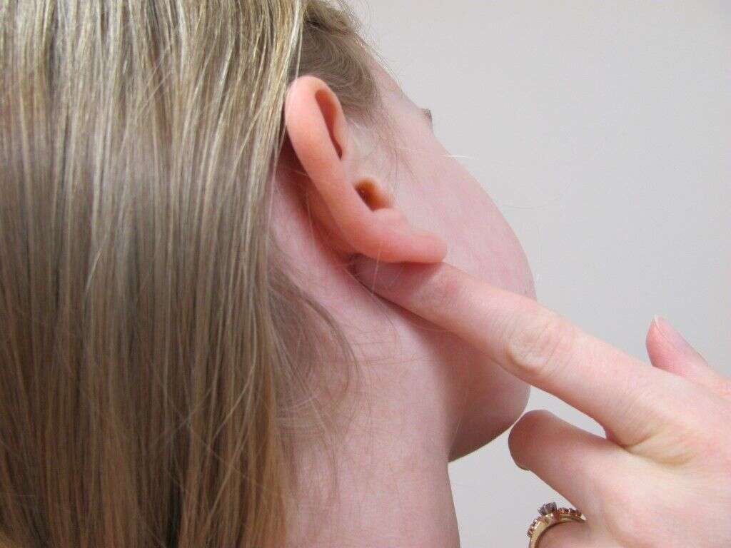 Ear Infection: 10 Symptoms of Ear Infections