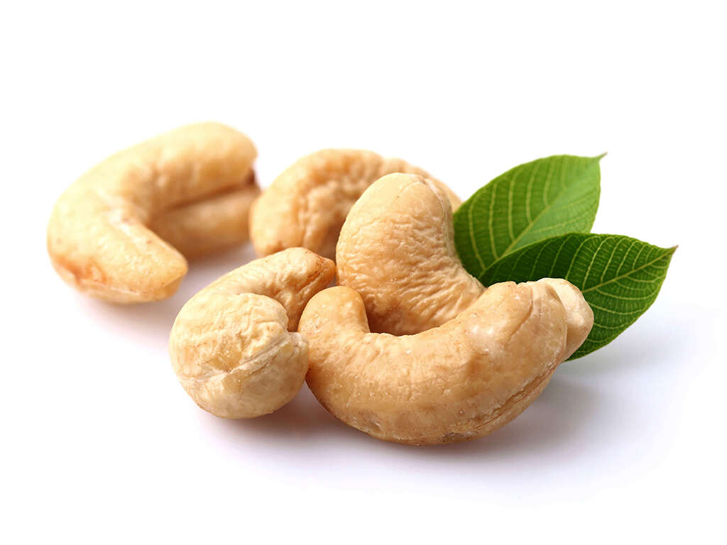 10 Health Benefits of Cashews