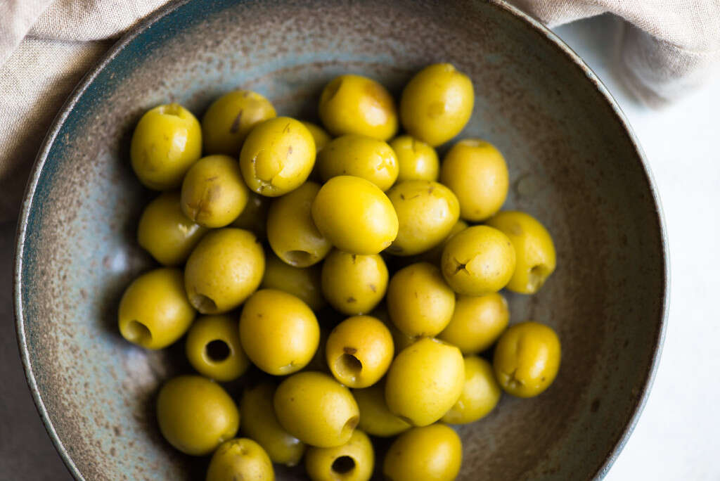 Olives: 10 Benefits of Olives