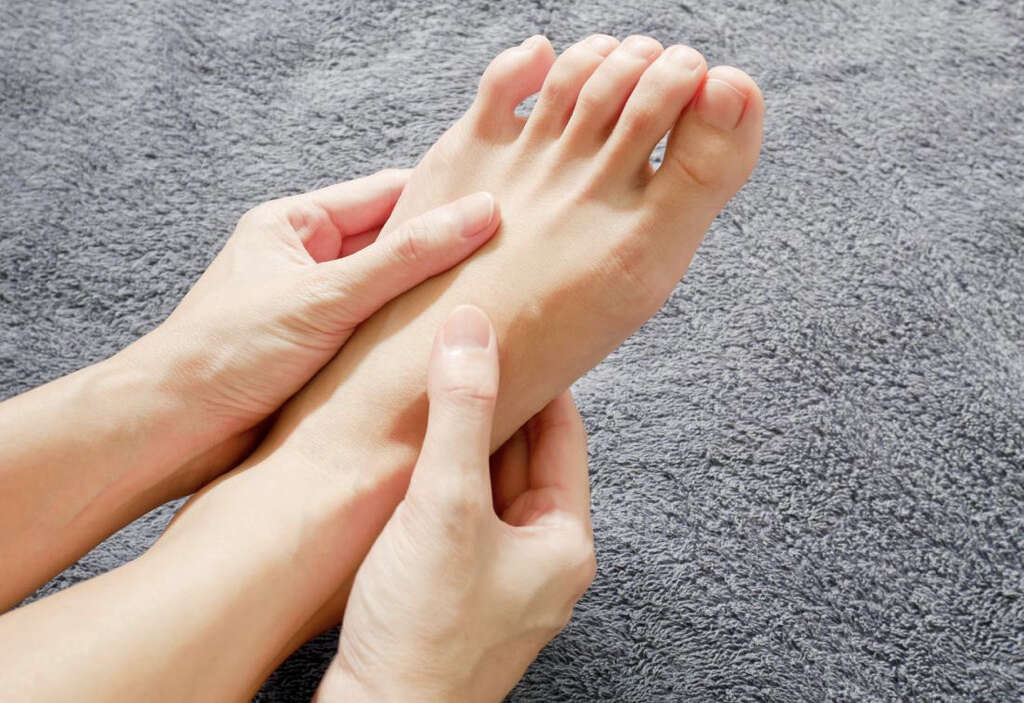 why-do-i-feel-numbness-in-feet-and-legs-stridecare