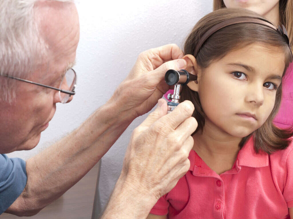 10 Symptoms of Ear Infections