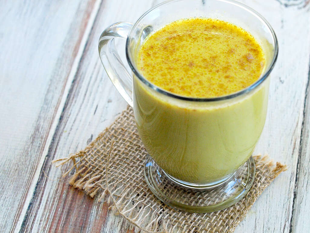 10 Health Benefits Of Turmeric Milk